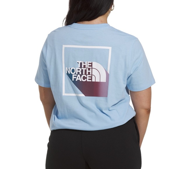The North Face Women’s Shirt - Picture 6 of 9